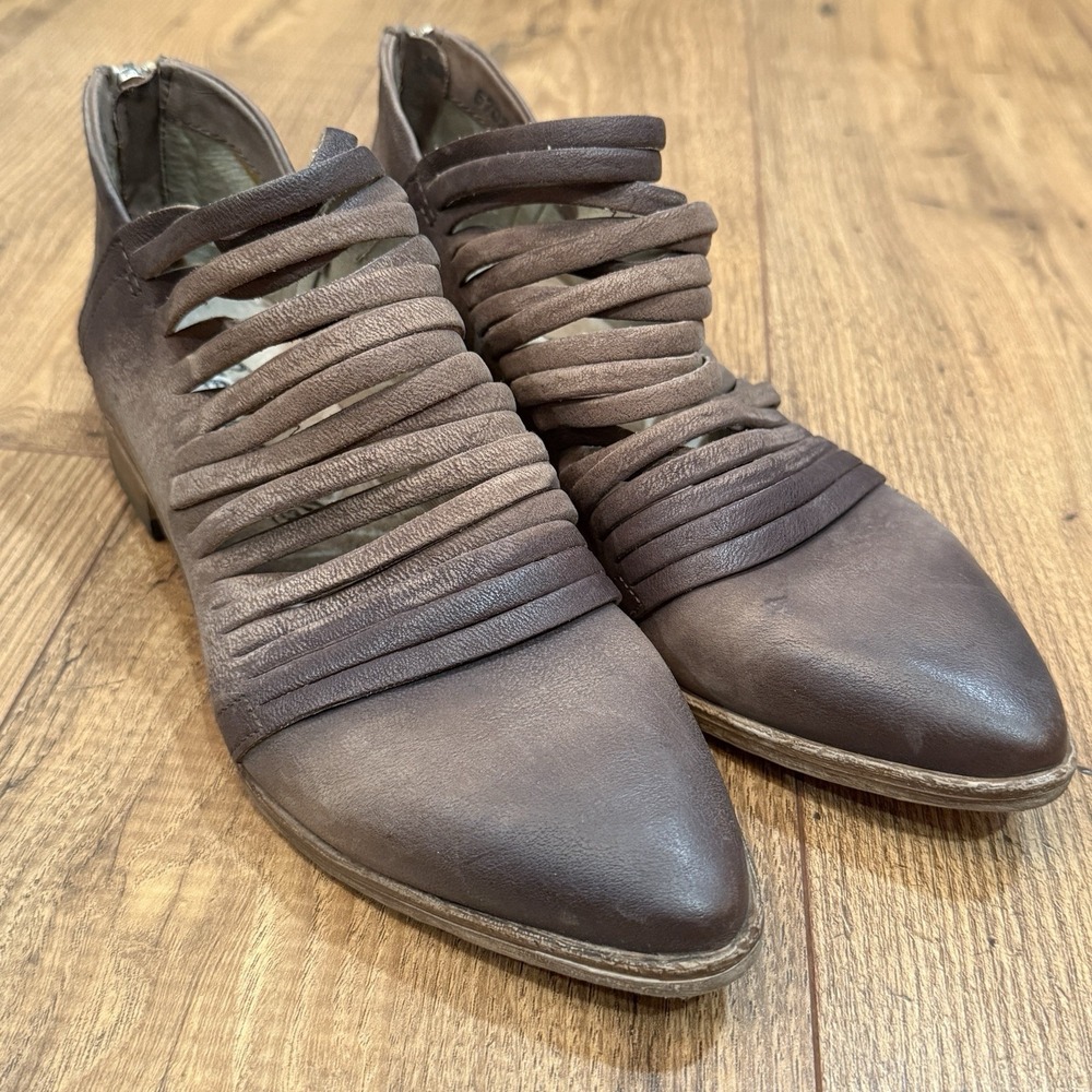 Free People Size 39‎ / 8.5 Brown Lost Valley Strappy Leather Booties FairyCore